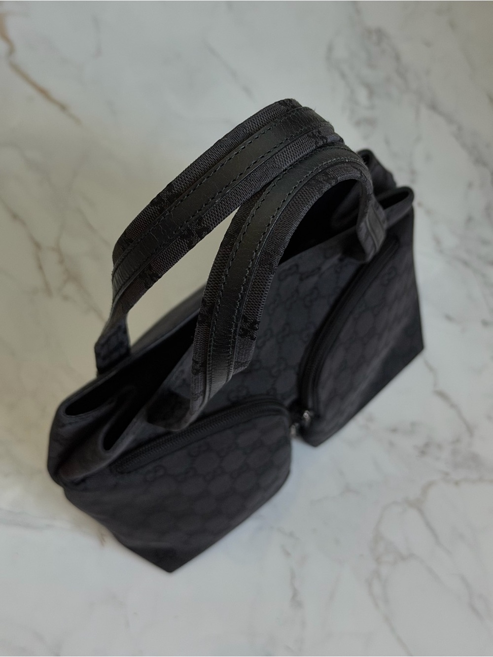 SOLD ❌ Authenticated LIKE NEW Vintage Gucci Tom Ford Black GG Monogram Bag - Picture 5 of 10